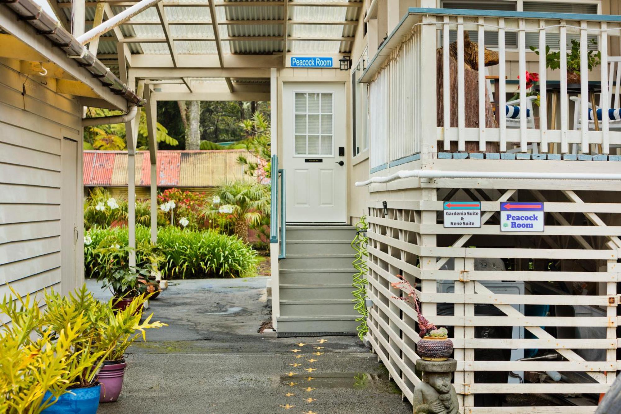 Aloha Junction Bed And Breakfast -Minutes Away From Hawaii Volcanoes National Park Exterior foto