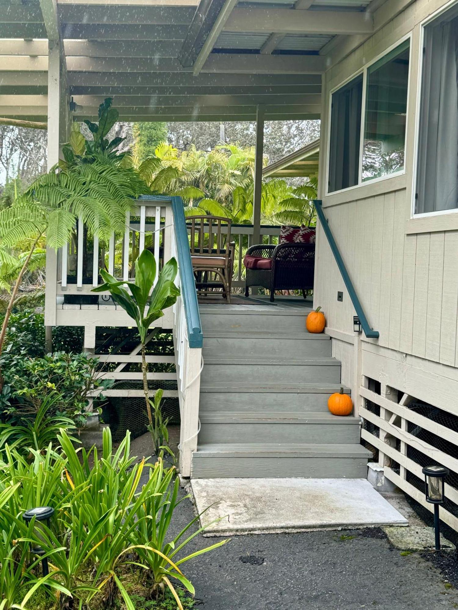 Aloha Junction Bed And Breakfast -Minutes Away From Hawaii Volcanoes National Park Exterior foto