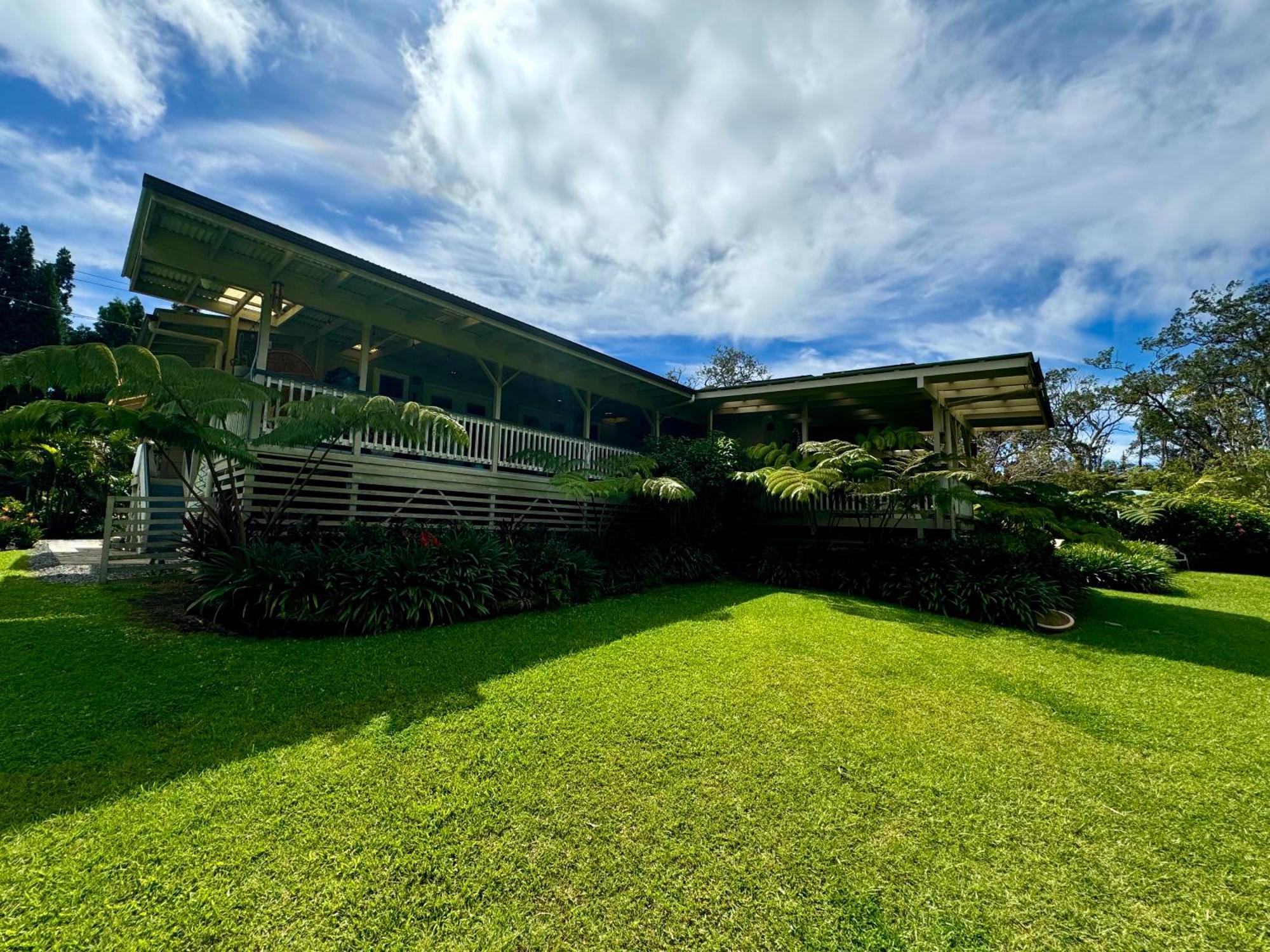 Aloha Junction Bed And Breakfast -Minutes Away From Hawaii Volcanoes National Park Exterior foto